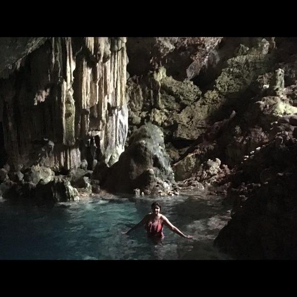 Meet your Posher, Marissa - Picture 1 of 1